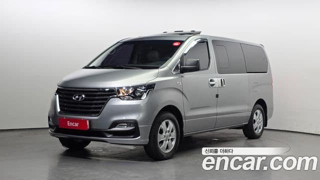 Hyundai The New Grand Starex 1