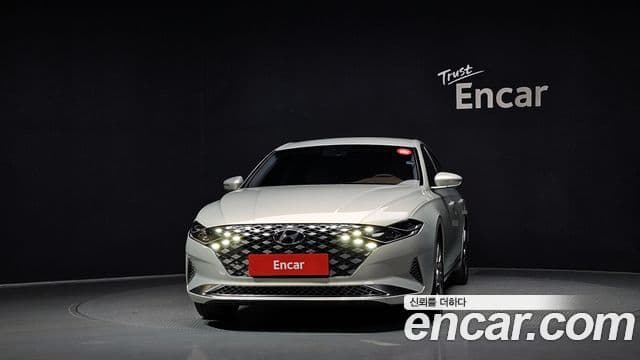 Hyundai The New Grandeur IG Hybrid 3