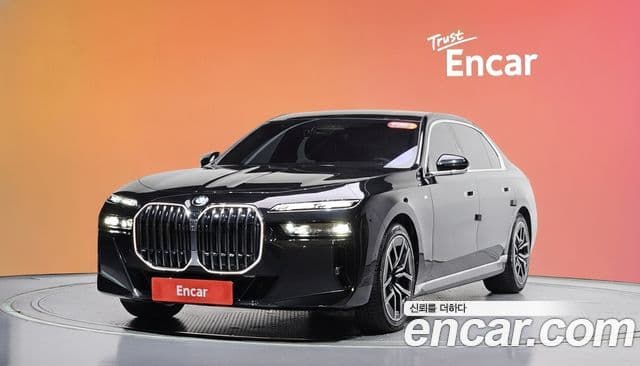 BMW 7 Series (G70) — 1