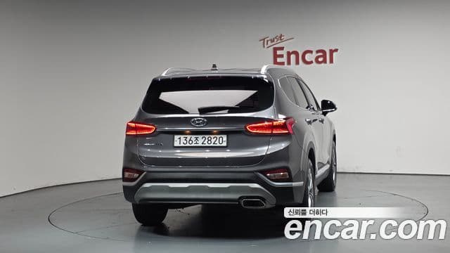 Hyundai Santa Fe TM 3