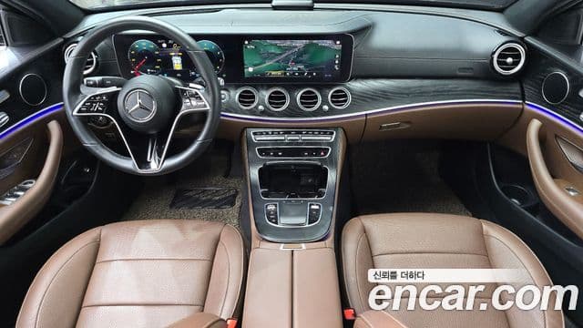 Mercedes-Benz E-Class W213 4