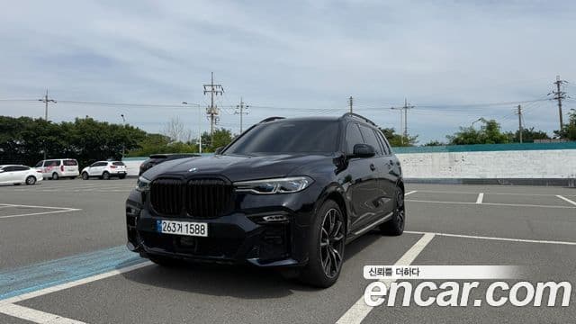 BMW X7 (G07) — 1