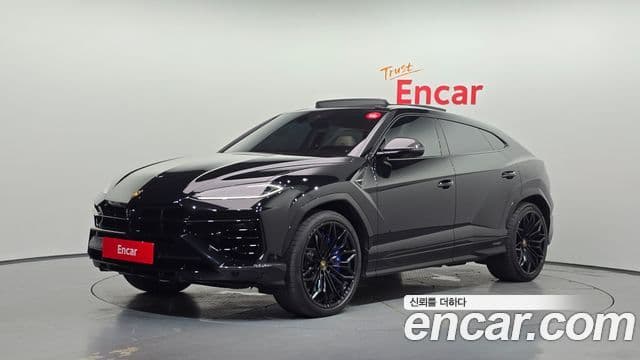 Lamborghini Urus 1
