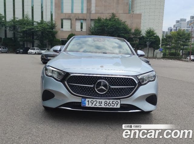 Mercedes-Benz E-Class W214 4
