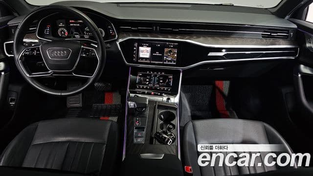 Audi A6 (C8) 4