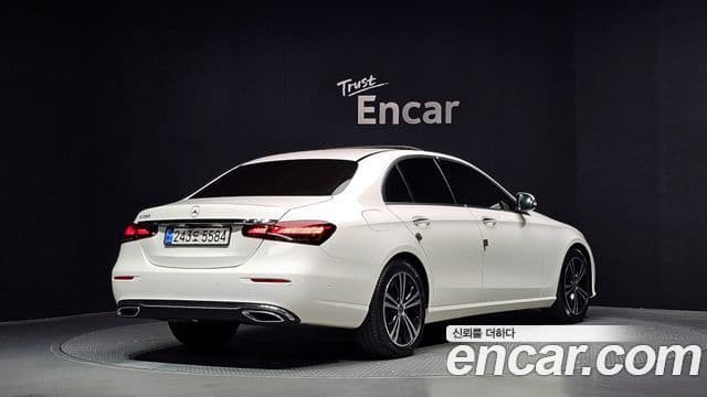 Mercedes-Benz E-Class W213 2