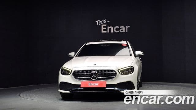 Mercedes-Benz E-Class W213 3