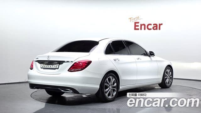 Mercedes-Benz C-Class W205 2