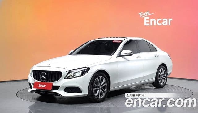 Mercedes-Benz C-Class W205 1