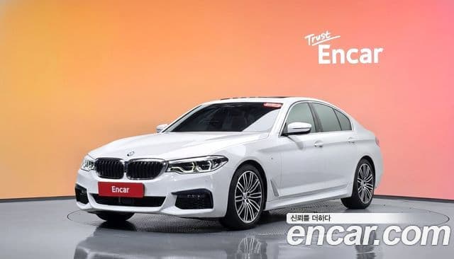 BMW 5 Series (G30) 1