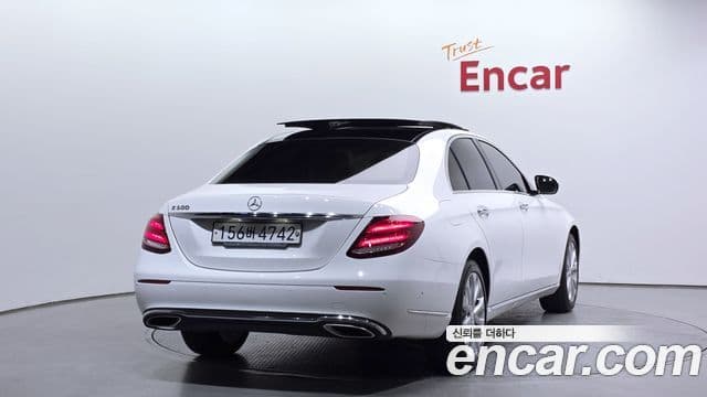Mercedes-Benz E-Class W213 2