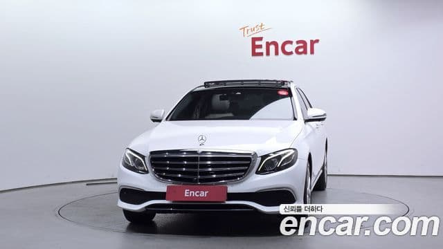 Mercedes-Benz E-Class W213 3