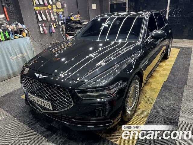 Genesis G90