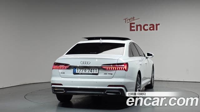 Audi A6 (C8) 3