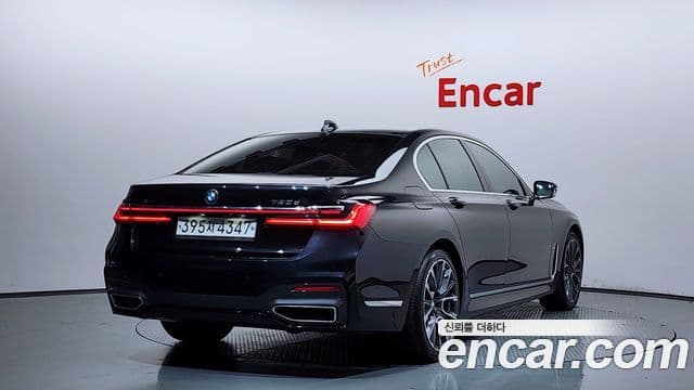 BMW 7 Series (G11) 2