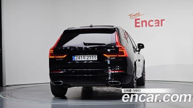 Volvo XC60 2nd Gen 4