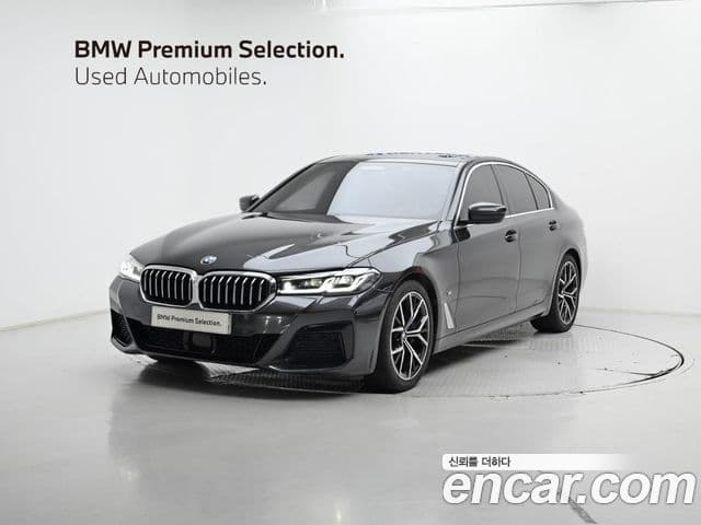 BMW 5 Series (G30)