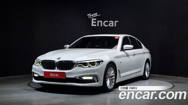 BMW 5 Series (G30)