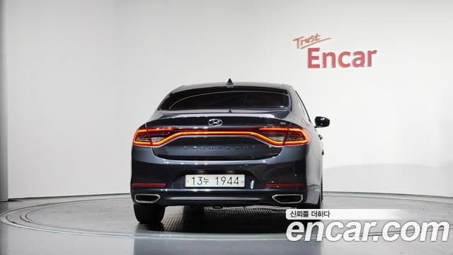 Hyundai Grandeur IG 3