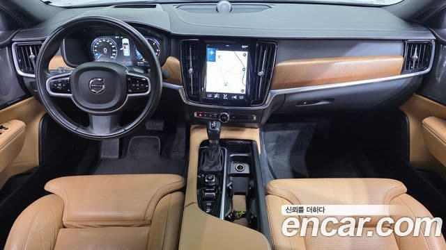 Volvo S90 4