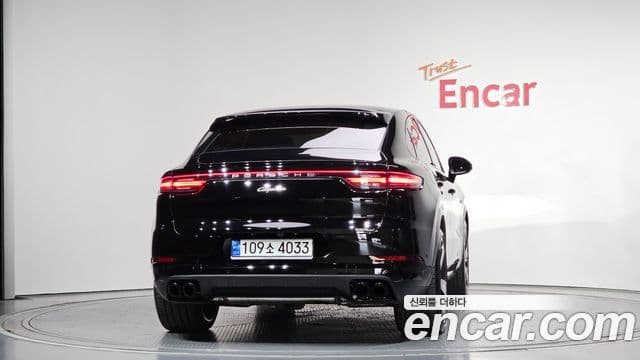Porsche Cayenne (PO536) 4