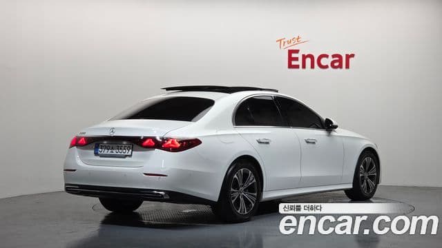 Mercedes-Benz E-Class W214 2
