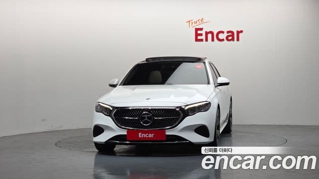 Mercedes-Benz E-Class W214 3