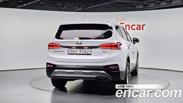 Hyundai Santa Fe TM 4