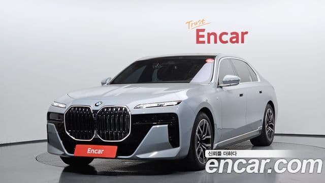 BMW 7 Series (G70) — 1
