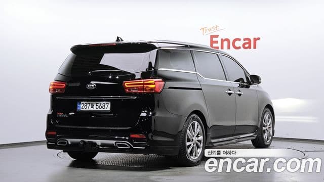 Kia The New Carnival 2