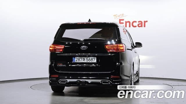 Kia The New Carnival 4