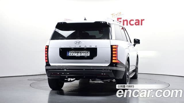 Hyundai Palisade (LX3) 4