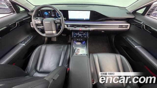 Hyundai Grandeur (GN7) 4