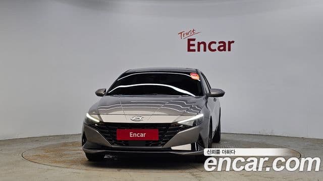 Hyundai Avante Hybrid (CN7) 2