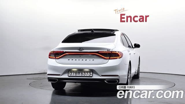 Hyundai Grandeur IG 3