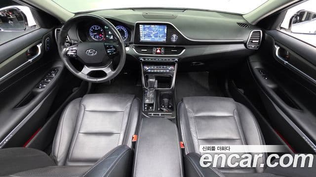Hyundai Grandeur IG 4