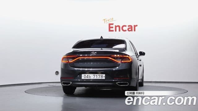 Hyundai Grandeur IG 4