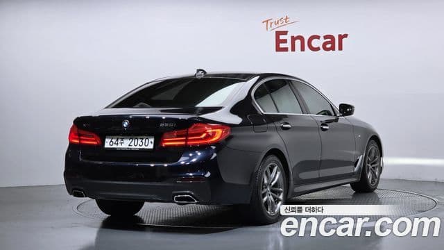 BMW 5 Series (G30) 2