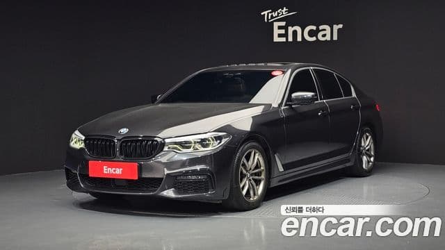 BMW 5 Series (G30)
