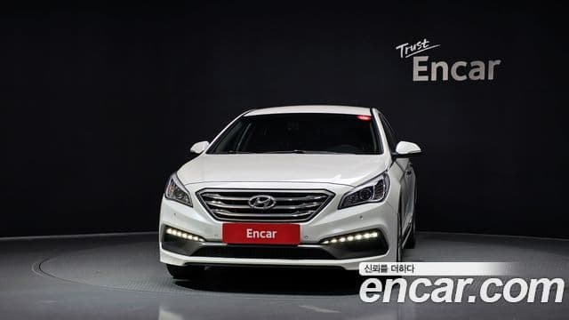 Hyundai LF Sonata 2