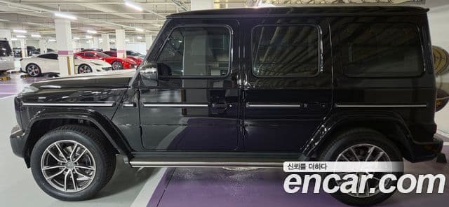 Mercedes-Benz G-Class W465 3