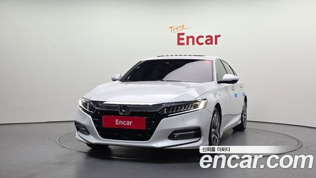 Honda Accord 10th Gen 2