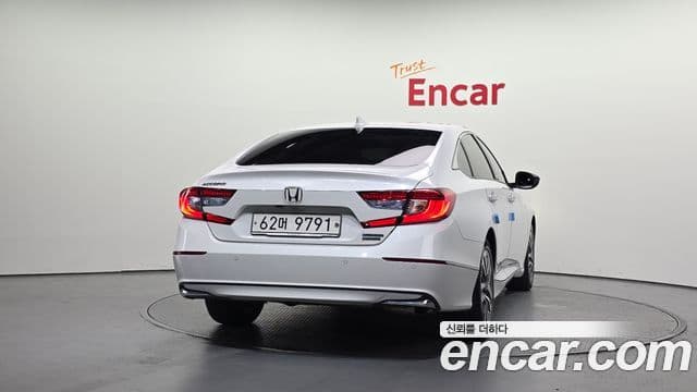 Honda Accord 10th Gen 3