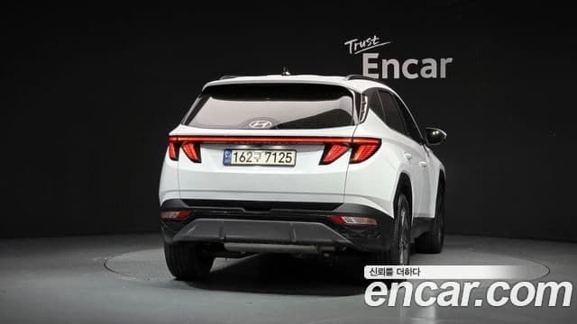 Hyundai Tucson (NX4) 4