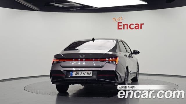 Hyundai The New Avante (CN7) 4