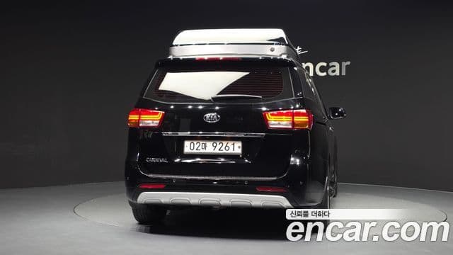Kia All New Carnival 3