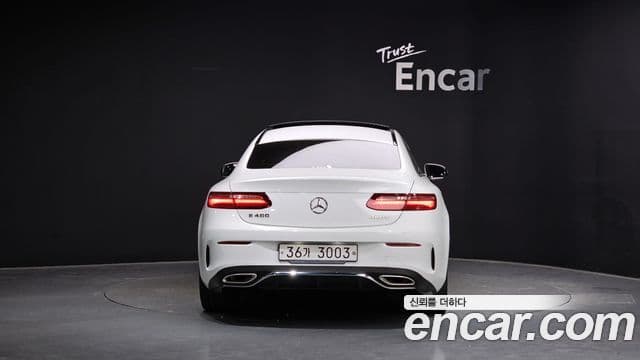 Mercedes-Benz E-Class W213 4