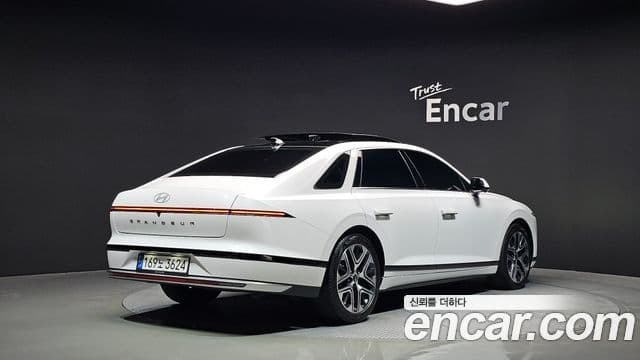 Hyundai Grandeur Hybrid (GN7) 2