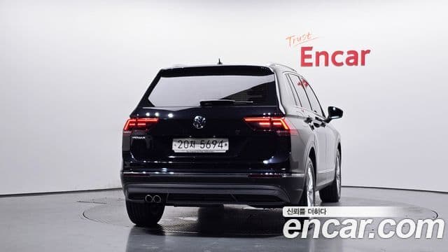 Volkswagen Tiguan 2nd Gen 4