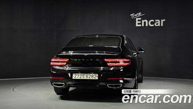 Genesis G80 (RG3) 4